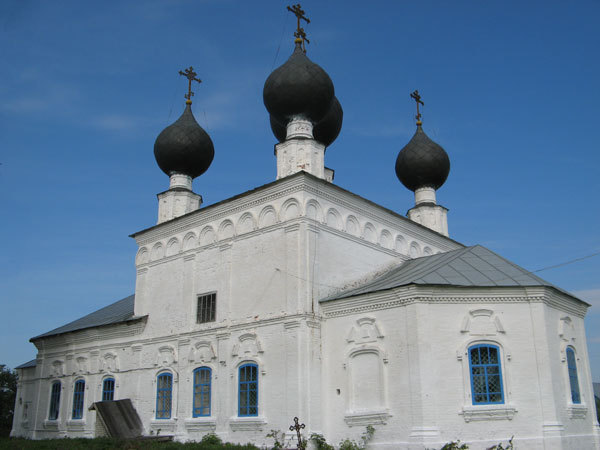 Церковь Владимирской иконы Божией Матери в с. Николо-Погост. Южная сторона.